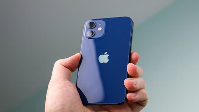 Kumpulan Kode Rahasia iPhone yang Jarang Diketahui